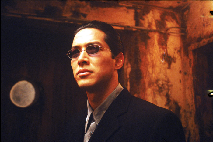 Russell Wong در صحنه فیلم سینمایی رومئو باید بمیرد