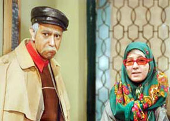 محمدرضا هدایتی در صحنه سریال تلویزیونی پاورچین به همراه سحر ولدبیگی