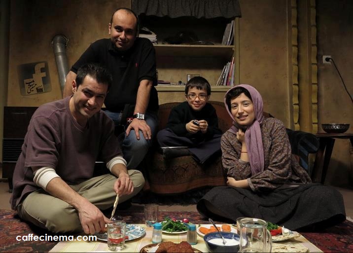 سید‌شهاب حسینی در پشت صحنه فیلم سینمایی حوض نقاشی به همراه نگار جواهریان، سپهراد فرزامی و مازیار میری