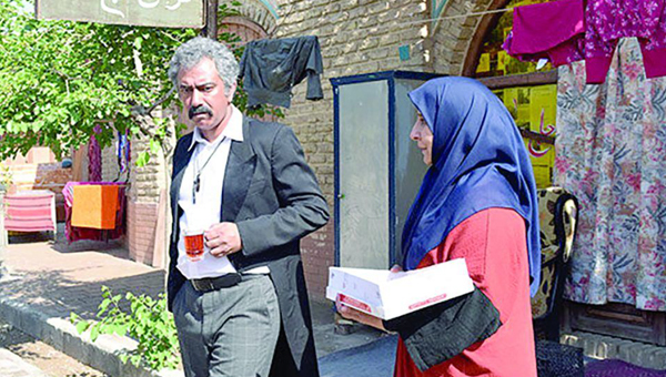 محمدرضا هدایتی در صحنه سریال تلویزیونی آرماندو به همراه مرجانه گلچین