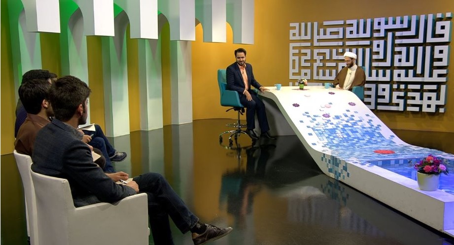  برنامه تلویزیونی قرار به کارگردانی ندارد