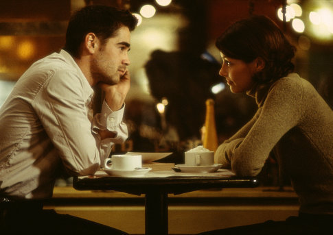 بریجیت مویناهان در صحنه فیلم سینمایی کارآموز به همراه کالین فارل