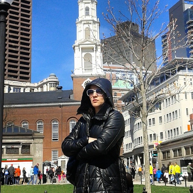 تصویری شخصی از شایسته ایرانی، بازیگر و گوینده سینما و تلویزیون