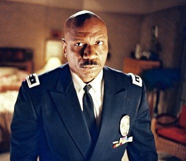  فیلم سینمایی آبی تیره به کارگردانی Ron Shelton