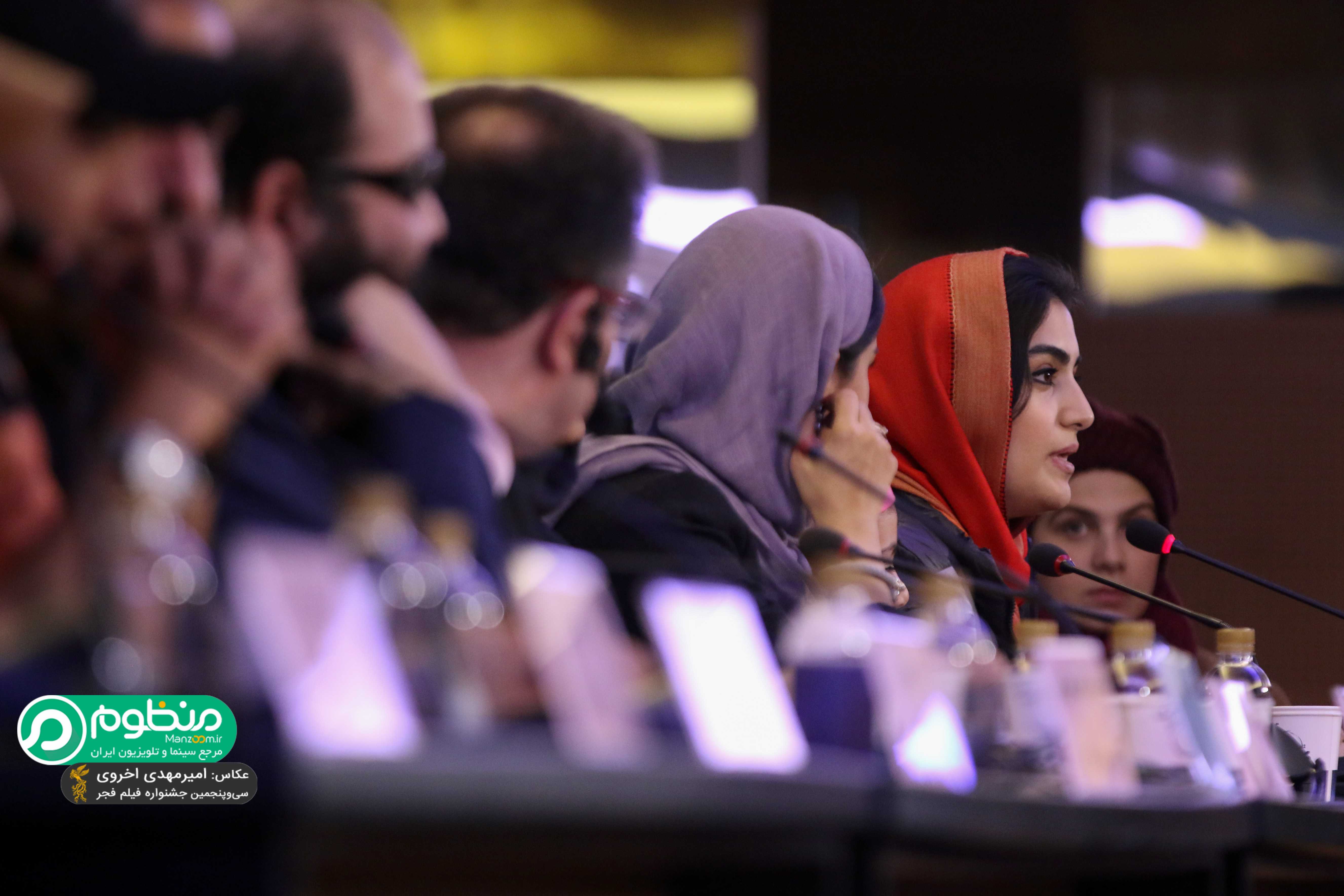 نشست خبری فیلم سینمایی انزوا با حضور لعیا عباس‌میرزایی