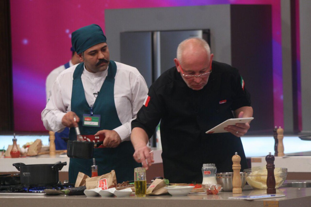  برنامه تلویزیونی دستپخت به کارگردانی سید وحید حسینی