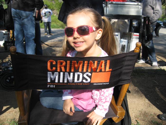 Caitlin Carmichael در صحنه سریال تلویزیونی ذهن های مجرم