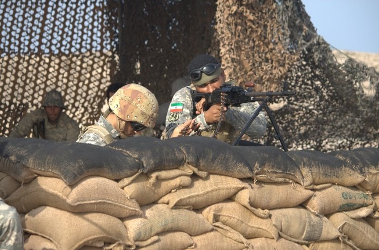  برنامه تلویزیونی فرمانده به کارگردانی حسام اسلامی و مهدی جبین‌شناس و مجید عزیزی