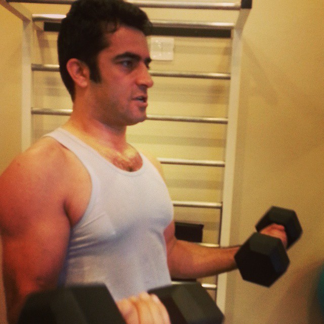 تصویری شخصی از منوچهر هادی، کارگردان و نویسنده سینما و تلویزیون