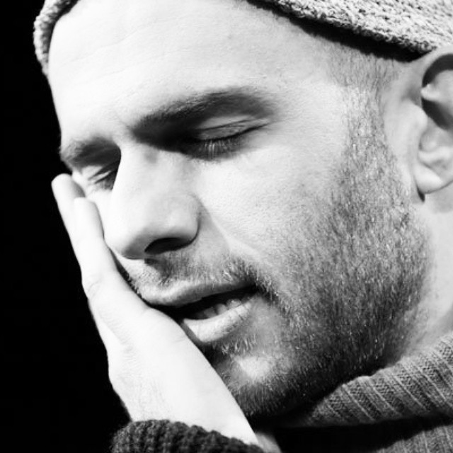 تصویری شخصی از بابک حمیدیان، بازیگر و تهیه کننده سینما و تلویزیون