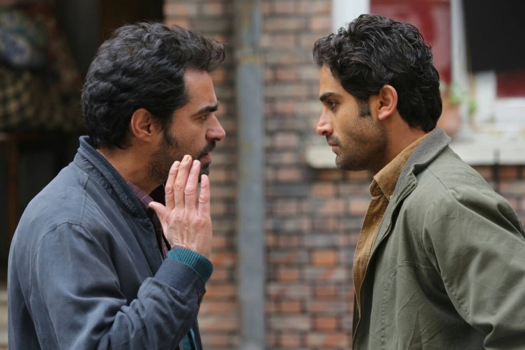 آرمان درویش در صحنه فیلم سینمایی چهارشنبه به همراه سید‌شهاب حسینی