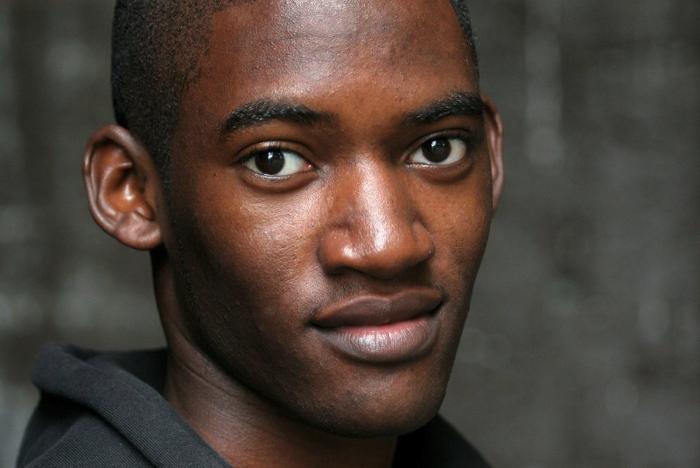 Malachi Kirby در صحنه فیلم سینمایی ریشه ها