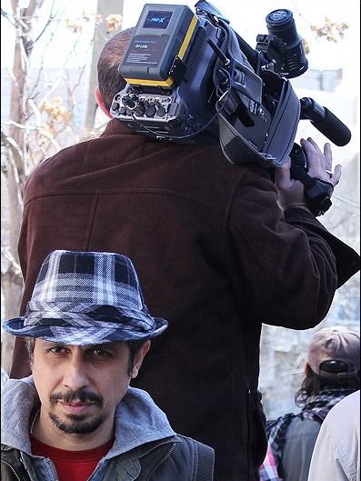سید جواد رضویان در پشت صحنه سریال تلویزیونی خروس