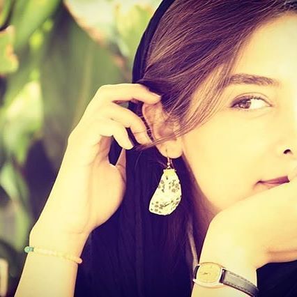 تصویری شخصی از دیبا زاهدی، بازیگر سینما و تلویزیون