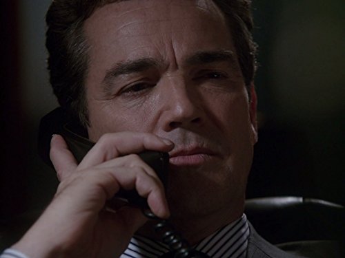 Jon Tenney در صحنه سریال تلویزیونی رسوایی