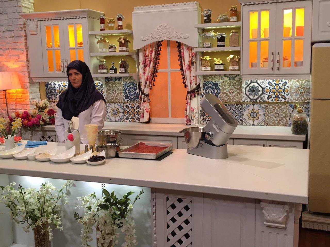  برنامه تلویزیونی سیمای خانواده به کارگردانی امیر پورضرغام و مصطفی عسگری