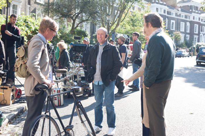  فیلم سینمایی بانویی در یک ون با حضور Alex Jennings، Nicholas Hytner و Alan Bennett