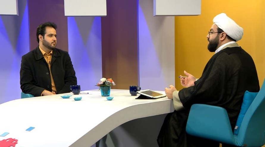  برنامه تلویزیونی قرار به کارگردانی ندارد