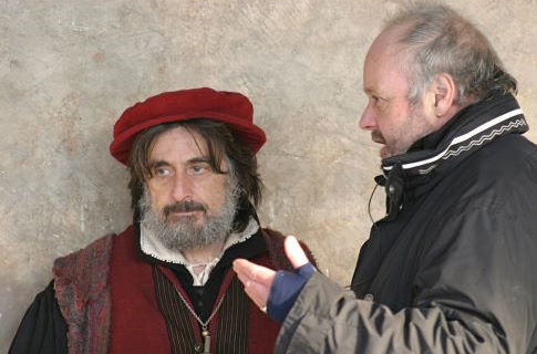 Michael Radford در صحنه فیلم سینمایی تاجر ونیزی به همراه آل پاچینو