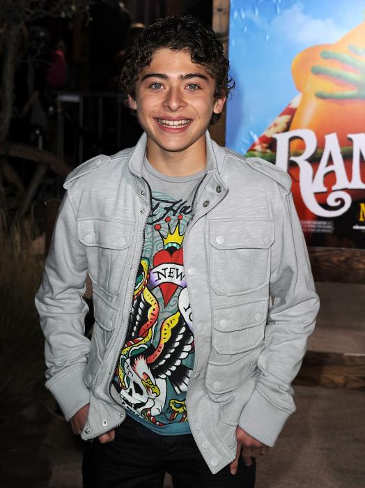 Ryan Ochoa در صحنه فیلم سینمایی رنگو