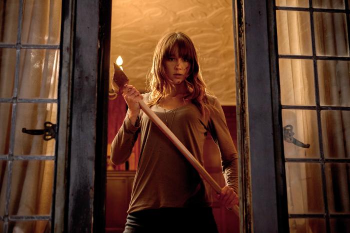 Sharni Vinson در صحنه فیلم سینمایی تو نفر بعدی هستی