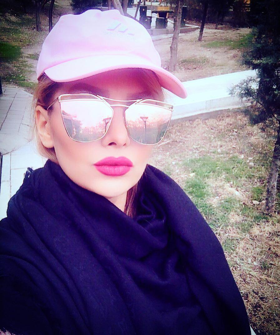 تصویری شخصی از مونا فائزپور، بازیگر سینما و تلویزیون