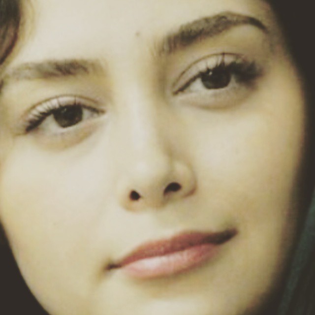 تصویری شخصی از دیبا زاهدی، بازیگر سینما و تلویزیون