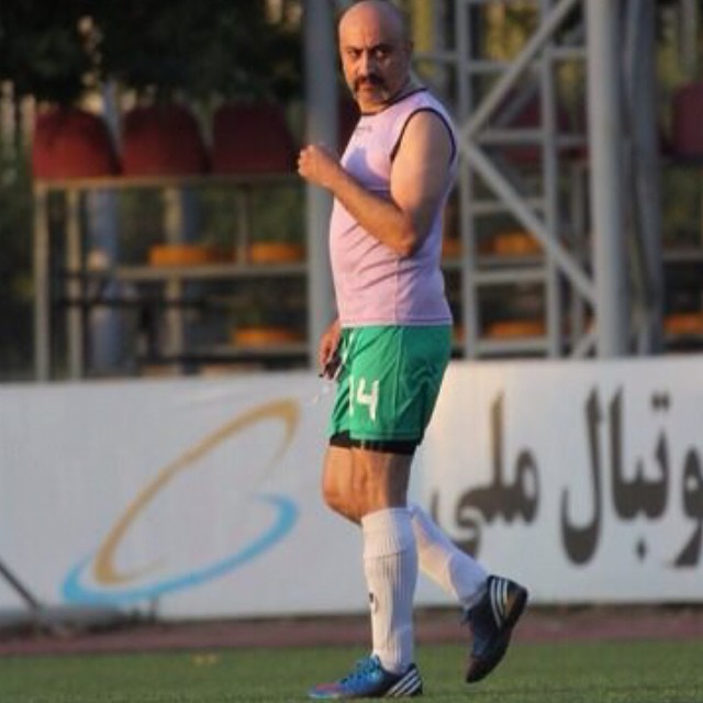 تصویری شخصی از عارف لرستانی، بازیگر و کارگردان سینما و تلویزیون