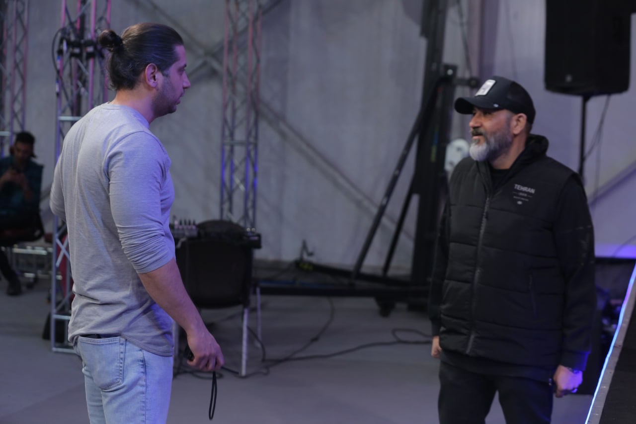  برنامه تلویزیونی کافه بازی به کارگردانی ماجد بازرگان