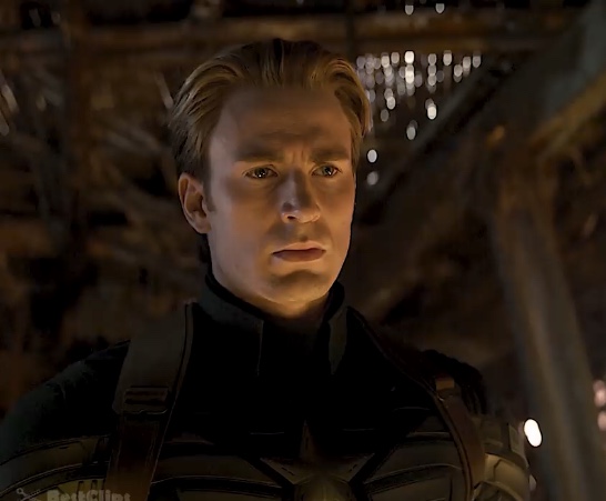 کریس ایوانز در صحنه فیلم سینمایی Avengers: Endgame