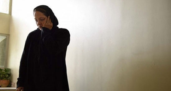 مهناز افشار در صحنه فیلم سینمایی خانه‌ای در‌ خیابان چهل‌ و یکم