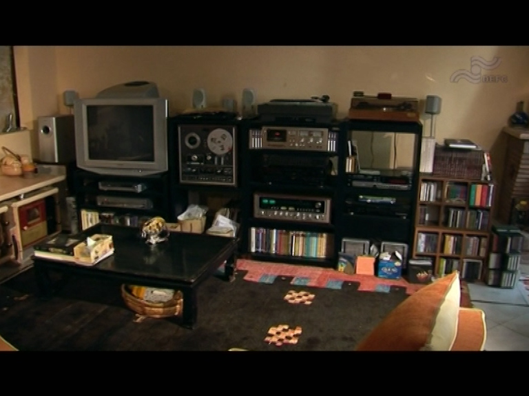  فیلم سینمایی هزار دستان امیر جاهد به کارگردانی منوچهر مشیری