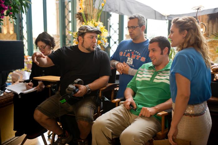Frank Coraci در صحنه فیلم سینمایی درآمیخته به همراه درو بریمور و آدام سندلر