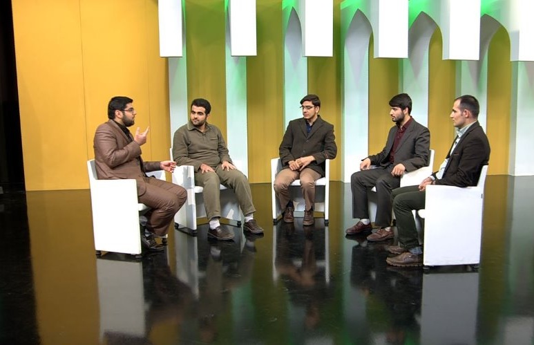  برنامه تلویزیونی قرار به کارگردانی ندارد