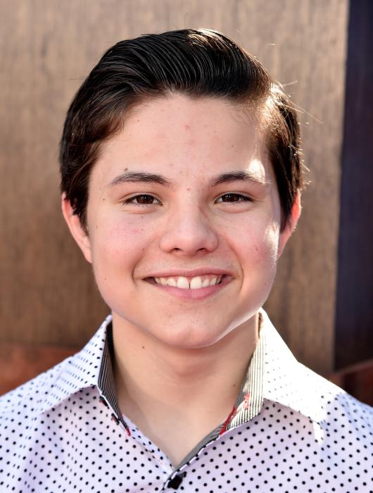 Zach Callison در صحنه فیلم سینمایی چگونه اژدهای خود را تربیت کنیم ۲