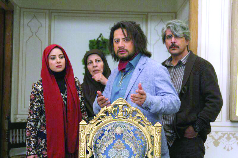 امیر غفارمنش در صحنه فیلم سینمایی عزیز میلیون دلاری به همراه علی صادقی