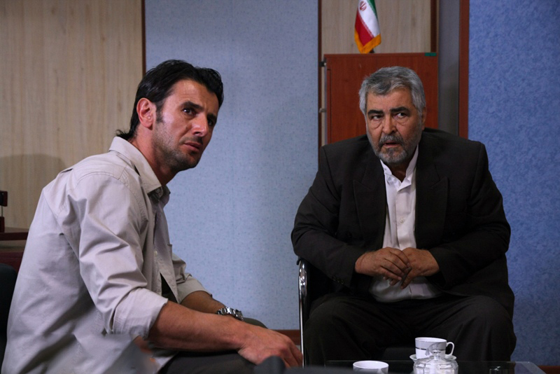  فیلم سینمایی قلاده های طلا به کارگردانی ابوالقاسم طالبی