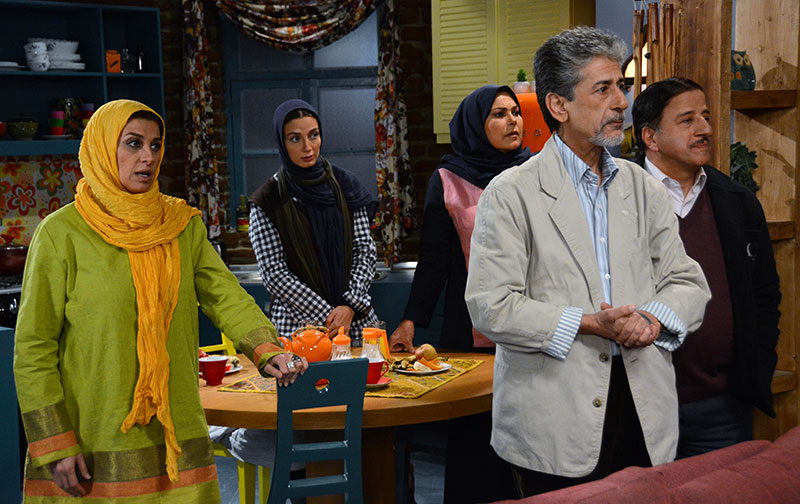  سریال تلویزیونی عشق تعطیل نیست به کارگردانی بیژن بیرنگ