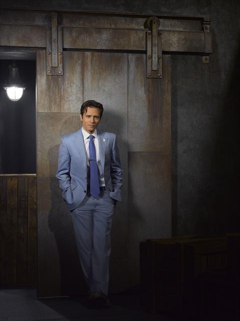 Seamus Dever در صحنه سریال تلویزیونی کستل