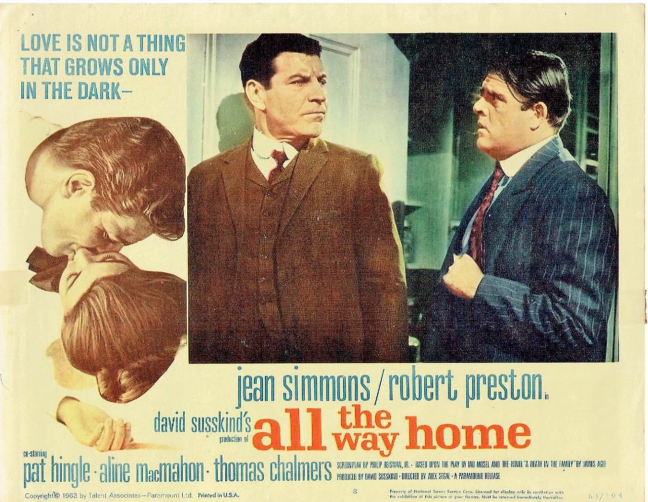 Robert Preston در صحنه فیلم سینمایی All the Way Home به همراه پت هینگل