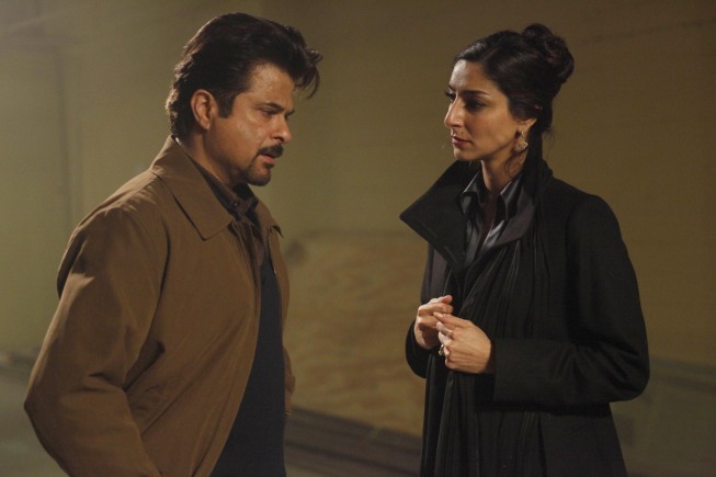 Necar Zadegan در صحنه سریال تلویزیونی 24 به همراه Anil Kapoor
