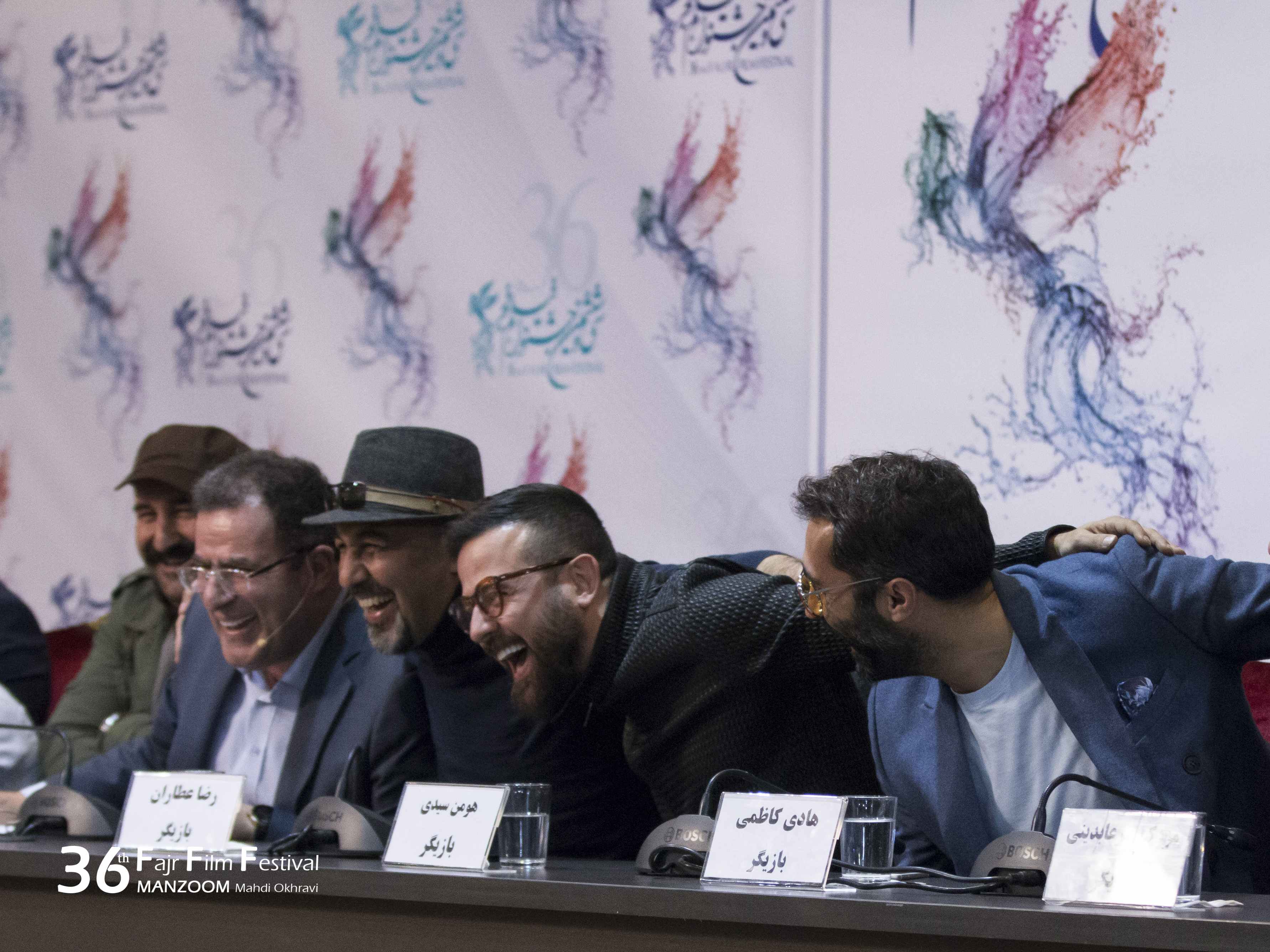 مهران احمدی در نشست خبری فیلم سینمایی مصادره به همراه محمود گبرلو، هومن سیدی و رضا عطاران