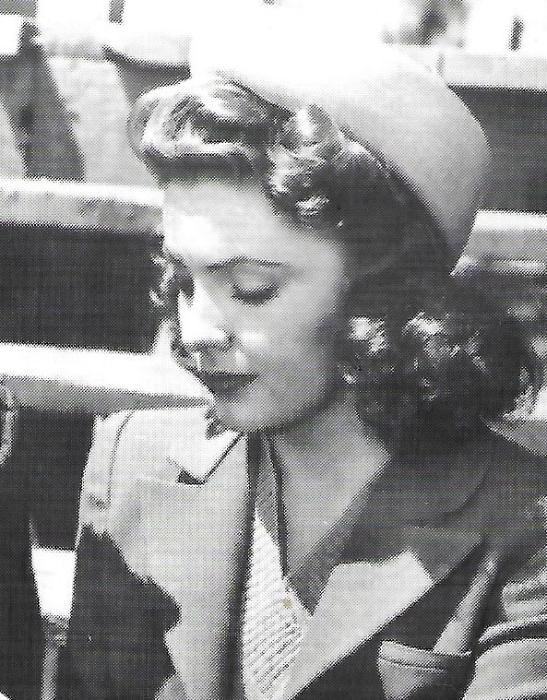  فیلم سینمایی This Is the Army با حضور Joan Leslie