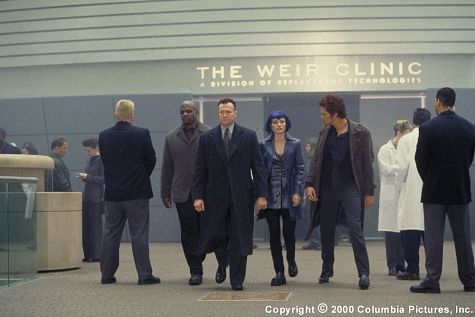 Rodney Rowland در صحنه فیلم سینمایی روز ششم به همراه تری کروس، مایکل روکر و Sarah Wynter
