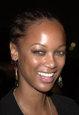 Tyra Banks در صحنه فیلم سینمایی مردان افتخار