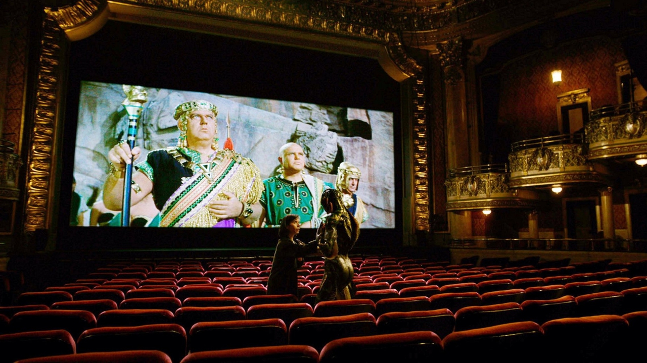داگ جونز در صحنه فیلم سینمایی شکل آب به همراه Sally Hawkins