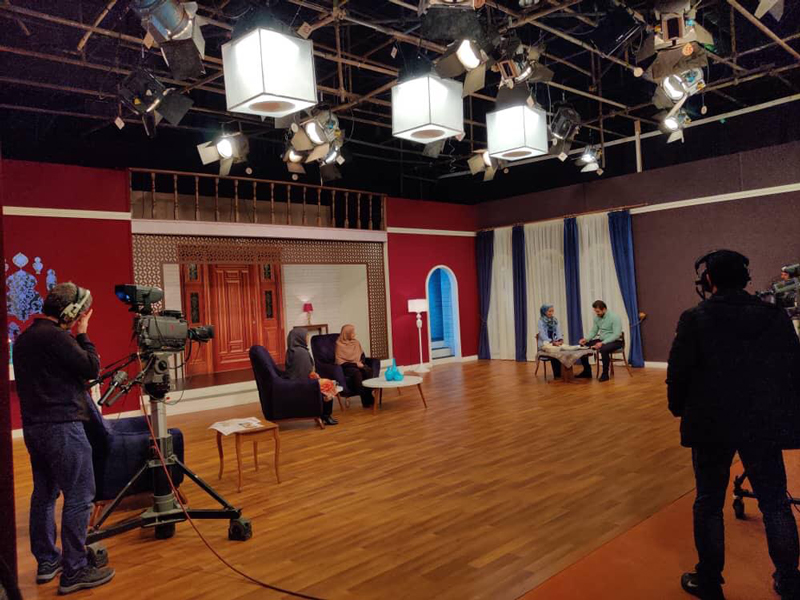  برنامه تلویزیونی خانه اینجاست به کارگردانی ندارد