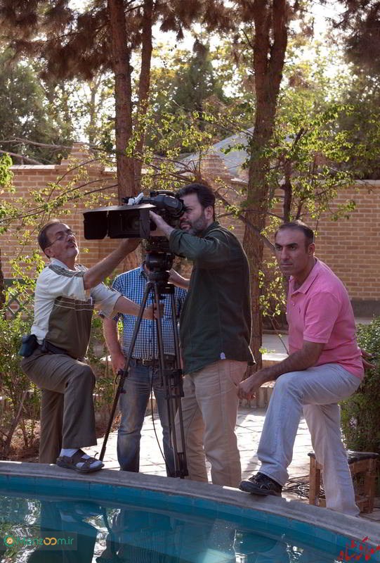 پشت صحنه سریال تلویزیونی معمای شاه به کارگردانی محمدرضا ورزی