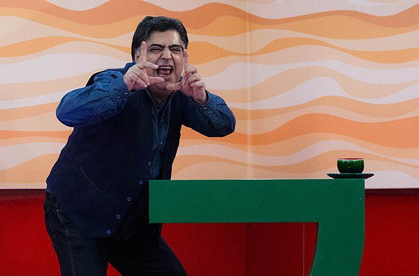  برنامه تلویزیونی خندوانه به کارگردانی رامبد جوان