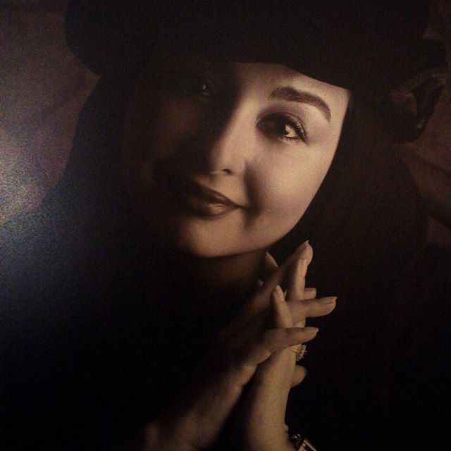 تصویری شخصی از ماهایا پطروسیان، بازیگر سینما و تلویزیون